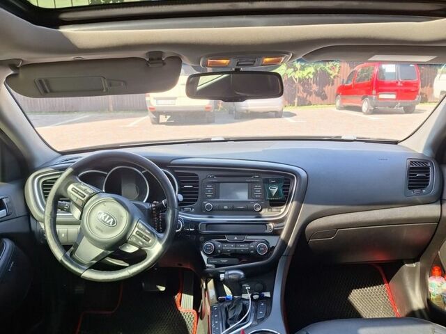 Черный Киа Оптима, объемом двигателя 2.4 л и пробегом 175 тыс. км за 10300 $, фото 7 на Automoto.ua