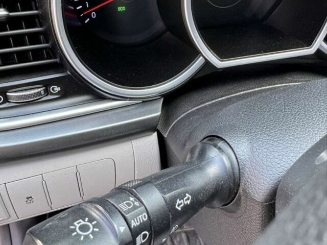 Чорний Кіа Оптіма, об'ємом двигуна 2.4 л та пробігом 135 тис. км за 10500 $, фото 4 на Automoto.ua