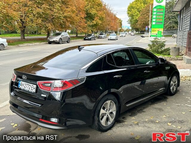 Черный Киа Оптима, объемом двигателя 2.4 л и пробегом 74 тыс. км за 11000 $, фото 4 на Automoto.ua