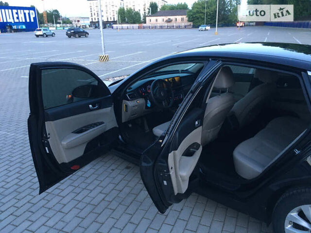 Черный Киа Оптима, объемом двигателя 0 л и пробегом 70 тыс. км за 12500 $, фото 23 на Automoto.ua