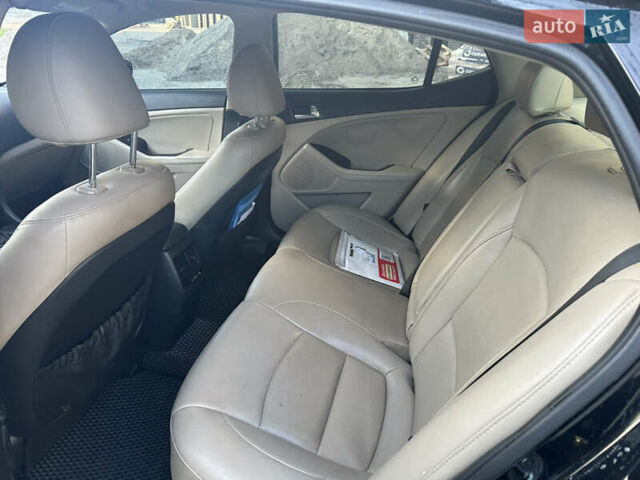 Черный Киа Оптима, объемом двигателя 2.4 л и пробегом 100 тыс. км за 8500 $, фото 7 на Automoto.ua