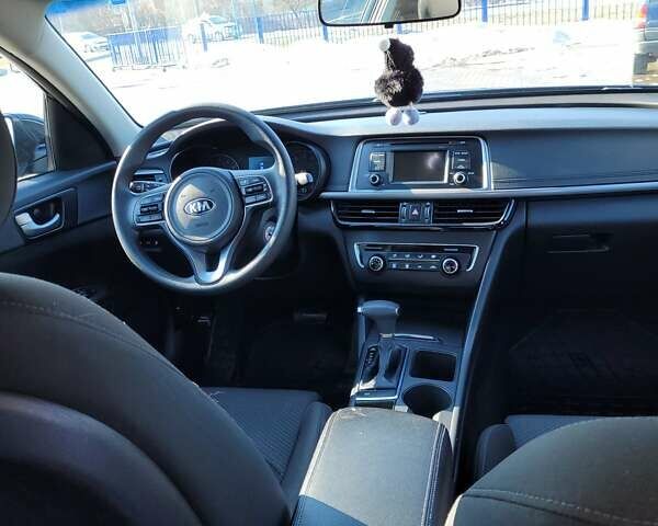 Черный Киа Оптима, объемом двигателя 2.5 л и пробегом 248 тыс. км за 12000 $, фото 12 на Automoto.ua