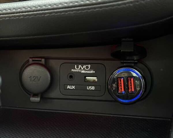 Черный Киа Оптима, объемом двигателя 2.36 л и пробегом 104 тыс. км за 13000 $, фото 18 на Automoto.ua