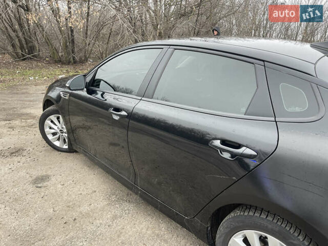 Черный Киа Оптима, объемом двигателя 2.4 л и пробегом 179 тыс. км за 11700 $, фото 8 на Automoto.ua