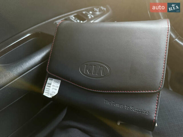 Черный Киа Оптима, объемом двигателя 2.4 л и пробегом 61 тыс. км за 12900 $, фото 16 на Automoto.ua