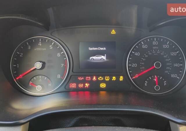 Черный Киа Оптима, объемом двигателя 2.36 л и пробегом 150 тыс. км за 10800 $, фото 13 на Automoto.ua