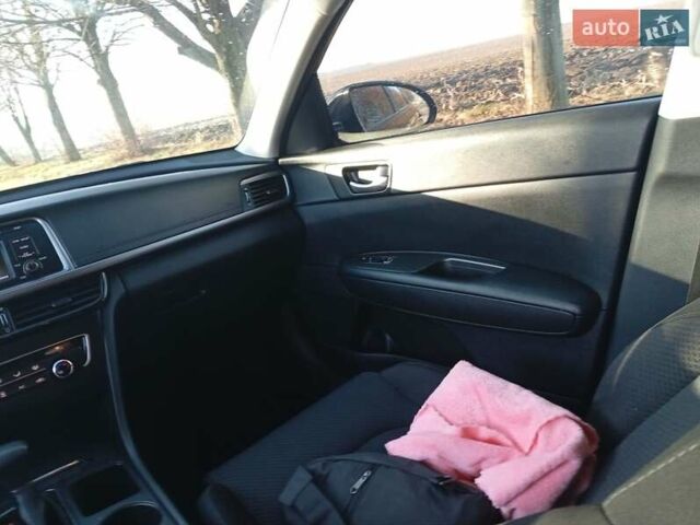 Черный Киа Оптима, объемом двигателя 2.36 л и пробегом 262 тыс. км за 9600 $, фото 8 на Automoto.ua