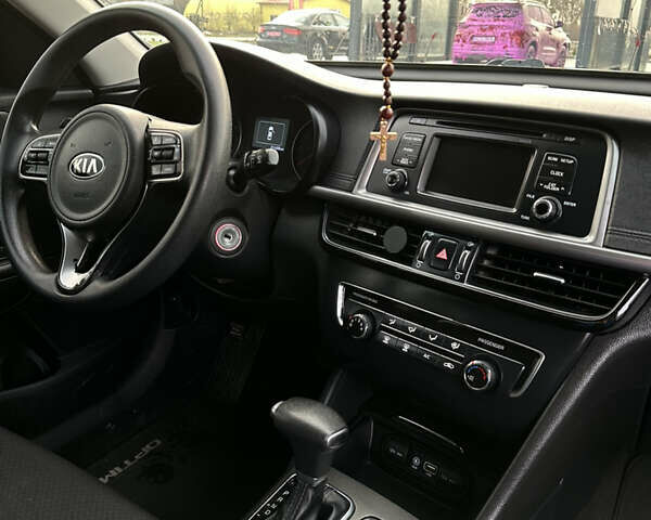 Кіа Оптіма 2016 у Золочів на Automoto.ua Чорний Кіа Оптіма, об'ємом двигуна 2.36 л та пробігом 230 тис. км за 12900 $, фото 6 на Automoto.ua