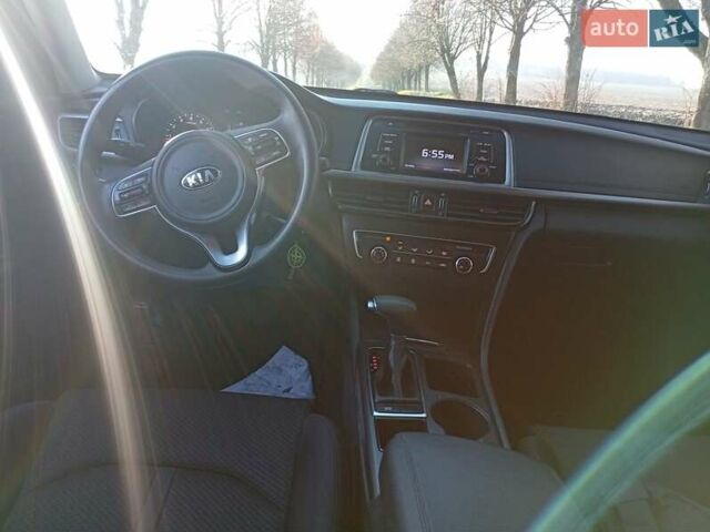 Черный Киа Оптима, объемом двигателя 2.36 л и пробегом 262 тыс. км за 9600 $, фото 7 на Automoto.ua
