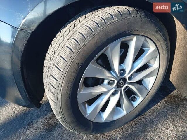 Черный Киа Оптима, объемом двигателя 2.36 л и пробегом 262 тыс. км за 9600 $, фото 16 на Automoto.ua