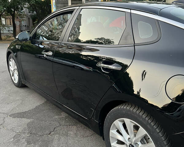 Чорний Кіа Оптіма, об'ємом двигуна 2.36 л та пробігом 184 тис. км за 12500 $, фото 3 на Automoto.ua