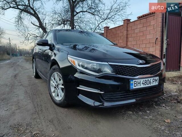 Черный Киа Оптима, объемом двигателя 2.36 л и пробегом 150 тыс. км за 10800 $, фото 2 на Automoto.ua