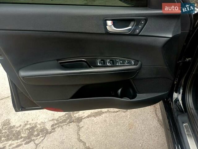 Кіа Оптіма 2016 у Кам'янське (Дніпродзержинськ) на Automoto.ua Чорний Кіа Оптіма, об'ємом двигуна 2 л та пробігом 85 тис. км за 13600 $, фото 31 на Automoto.ua