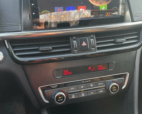Черный Киа Оптима, объемом двигателя 1.69 л и пробегом 119 тыс. км за 15100 $, фото 5 на Automoto.ua