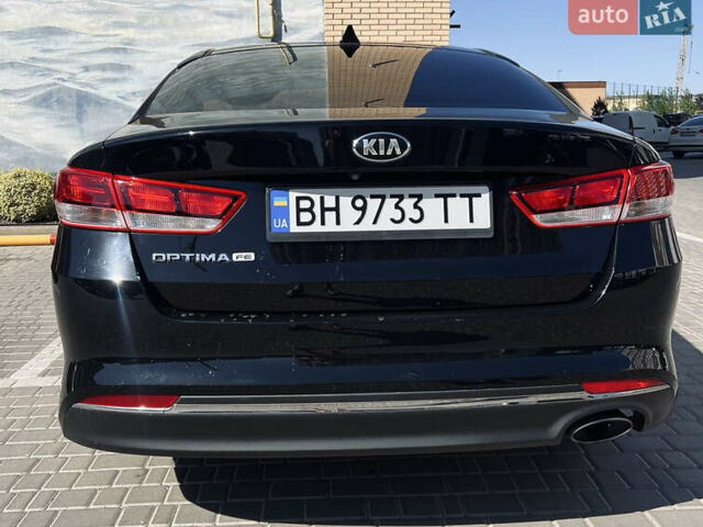 Черный Киа Оптима, объемом двигателя 2.4 л и пробегом 144 тыс. км за 10300 $, фото 5 на Automoto.ua