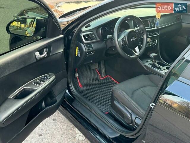 Черный Киа Оптима, объемом двигателя 2.36 л и пробегом 124 тыс. км за 11300 $, фото 33 на Automoto.ua