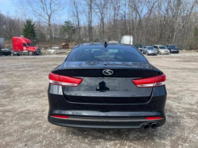 Кіа Оптіма 2016 у Житомирі на Automoto.ua Чорний Кіа Оптіма, об'ємом двигуна 2.4 л та пробігом 76 тис. км за 2350 $, фото 6 на Automoto.ua