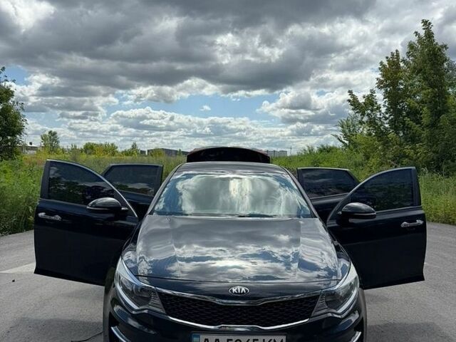 Чорний Кіа Оптіма, об'ємом двигуна 2.36 л та пробігом 175 тис. км за 10500 $, фото 31 на Automoto.ua