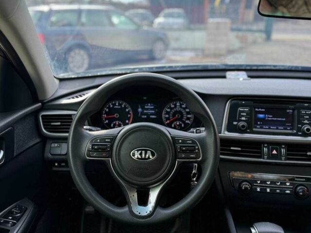 Черный Киа Оптима, объемом двигателя 0 л и пробегом 90 тыс. км за 9800 $, фото 11 на Automoto.ua