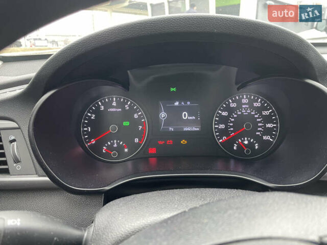 Черный Киа Оптима, объемом двигателя 2.4 л и пробегом 186 тыс. км за 9500 $, фото 18 на Automoto.ua