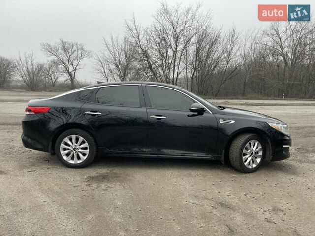 Черный Киа Оптима, объемом двигателя 2.4 л и пробегом 179 тыс. км за 11700 $, фото 6 на Automoto.ua