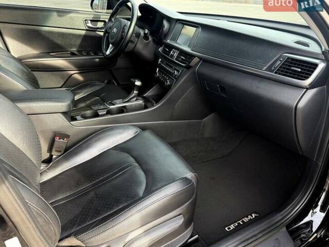 Черный Киа Оптима, объемом двигателя 2.4 л и пробегом 87 тыс. км за 16300 $, фото 7 на Automoto.ua