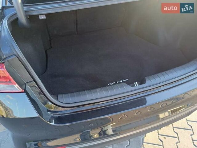 Черный Киа Оптима, объемом двигателя 2.36 л и пробегом 103 тыс. км за 11700 $, фото 66 на Automoto.ua