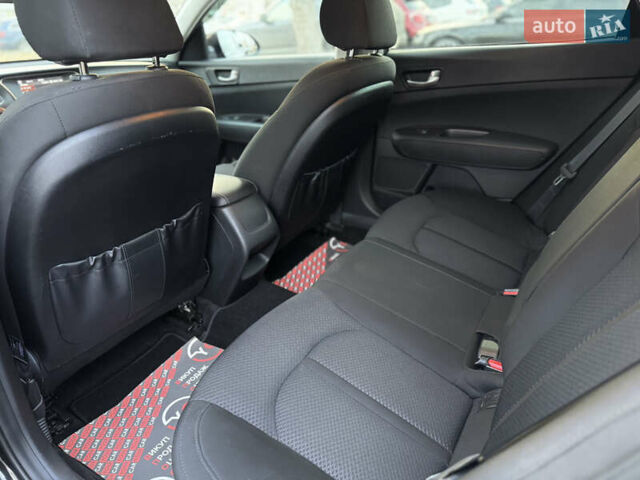 Черный Киа Оптима, объемом двигателя 2.4 л и пробегом 78 тыс. км за 11900 $, фото 41 на Automoto.ua