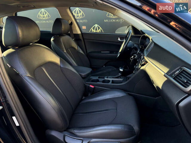 Чорний Кіа Оптіма, об'ємом двигуна 2.36 л та пробігом 93 тис. км за 14300 $, фото 12 на Automoto.ua