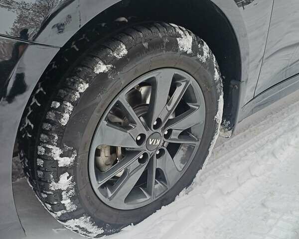 Чорний Кіа Оптіма, об'ємом двигуна 2.4 л та пробігом 115 тис. км за 11000 $, фото 22 на Automoto.ua