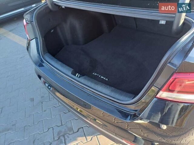 Черный Киа Оптима, объемом двигателя 2.36 л и пробегом 103 тыс. км за 11700 $, фото 65 на Automoto.ua