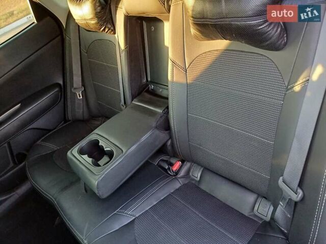 Черный Киа Оптима, объемом двигателя 2.36 л и пробегом 103 тыс. км за 11700 $, фото 44 на Automoto.ua