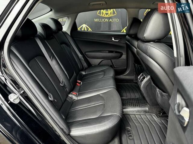 Чорний Кіа Оптіма, об'ємом двигуна 2.36 л та пробігом 135 тис. км за 11700 $, фото 9 на Automoto.ua