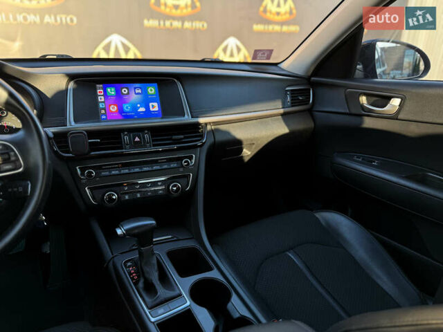 Чорний Кіа Оптіма, об'ємом двигуна 2.36 л та пробігом 93 тис. км за 14300 $, фото 19 на Automoto.ua