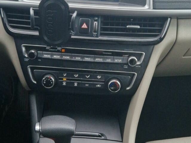 Чорний Кіа Оптіма, об'ємом двигуна 2.4 л та пробігом 105 тис. км за 11800 $, фото 4 на Automoto.ua