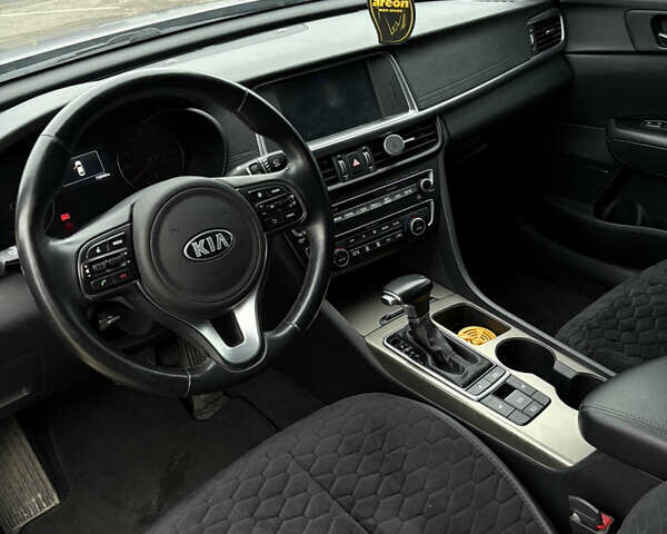 Чорний Кіа Оптіма, об'ємом двигуна 2 л та пробігом 116 тис. км за 14999 $, фото 13 на Automoto.ua