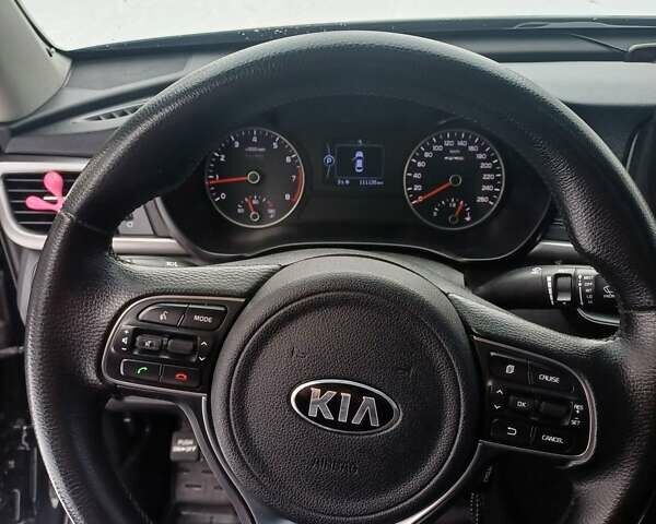 Чорний Кіа Оптіма, об'ємом двигуна 2.4 л та пробігом 115 тис. км за 11000 $, фото 18 на Automoto.ua