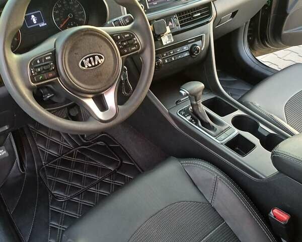 Черный Киа Оптима, объемом двигателя 2.36 л и пробегом 103 тыс. км за 11700 $, фото 34 на Automoto.ua