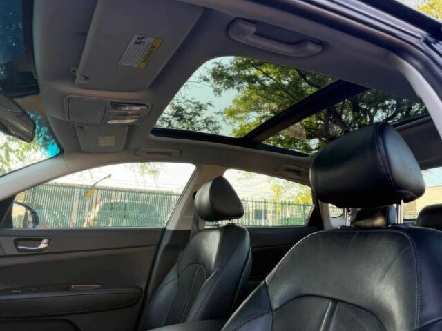 Чорний Кіа Оптіма, об'ємом двигуна 2.4 л та пробігом 36 тис. км за 2600 $, фото 9 на Automoto.ua