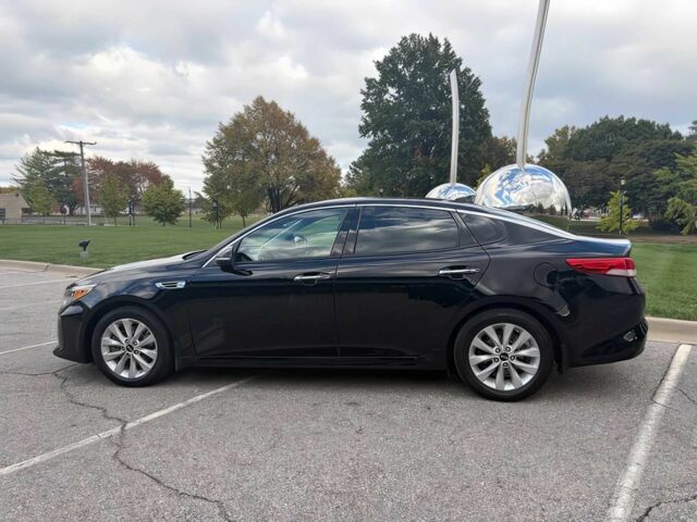 Чорний Кіа Оптіма, об'ємом двигуна 2.4 л та пробігом 35 тис. км за 5700 $, фото 3 на Automoto.ua