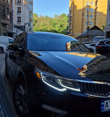 Чорний Кіа Оптіма, об'ємом двигуна 2.36 л та пробігом 240 тис. км за 11000 $, фото 1 на Automoto.ua