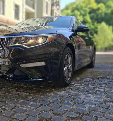 Чорний Кіа Оптіма, об'ємом двигуна 2.36 л та пробігом 240 тис. км за 11000 $, фото 2 на Automoto.ua