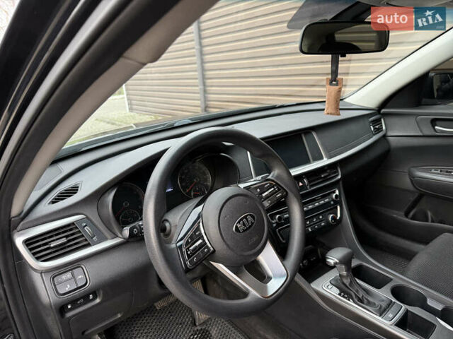 Черный Киа Оптима, объемом двигателя 2.36 л и пробегом 129 тыс. км за 9950 $, фото 9 на Automoto.ua