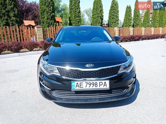 Чорний Кіа Оптіма, об'ємом двигуна 2.36 л та пробігом 107 тис. км за 10300 $, фото 6 на Automoto.ua