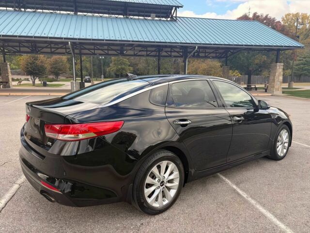 Чорний Кіа Оптіма, об'ємом двигуна 2.4 л та пробігом 35 тис. км за 5700 $, фото 4 на Automoto.ua