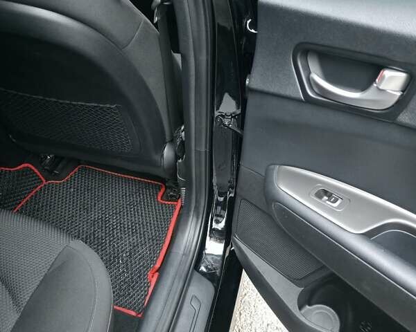 Черный Киа Оптима, объемом двигателя 2.36 л и пробегом 55 тыс. км за 14500 $, фото 21 на Automoto.ua