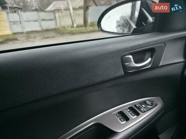 Черный Киа Оптима, объемом двигателя 2.36 л и пробегом 55 тыс. км за 14500 $, фото 16 на Automoto.ua