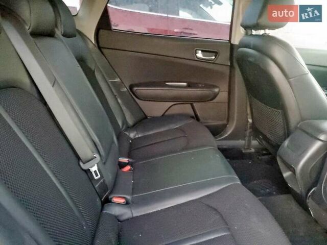 Черный Киа Оптима, объемом двигателя 2.36 л и пробегом 125 тыс. км за 1500 $, фото 9 на Automoto.ua