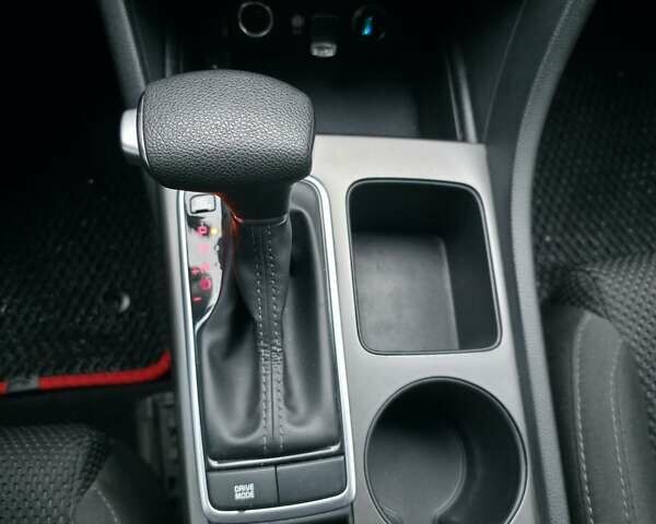 Черный Киа Оптима, объемом двигателя 2.36 л и пробегом 55 тыс. км за 14500 $, фото 13 на Automoto.ua