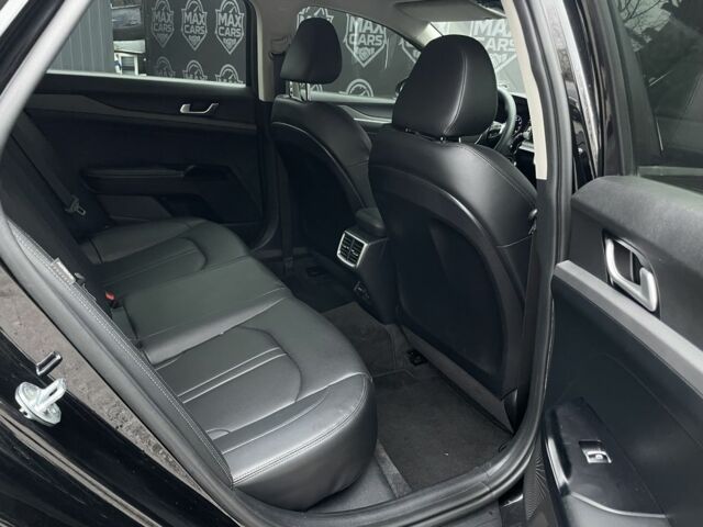 Черный Киа Оптима, объемом двигателя 2 л и пробегом 155 тыс. км за 19200 $, фото 11 на Automoto.ua